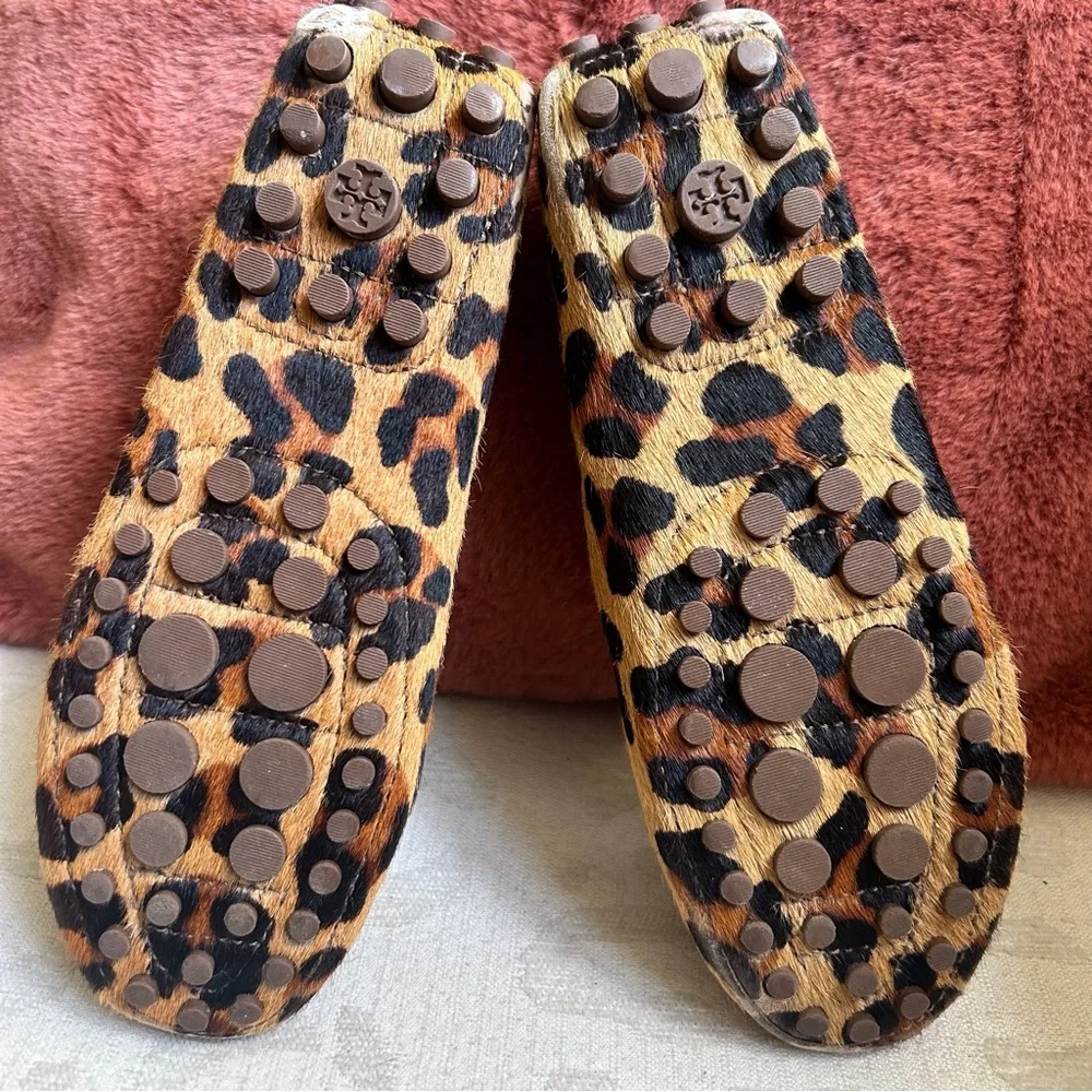 Tory Burch Kendrick Leopard Driver Loafer size 6